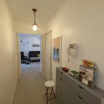 Centre, T2 De 47m², 200m Plage, Loggia, Parking, Ideal Couple - Fr-1-420-109
