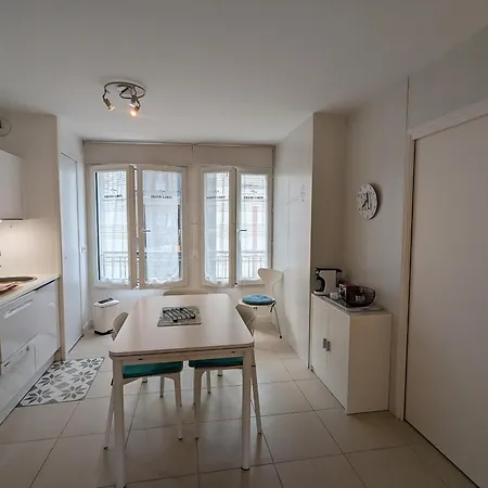 Centre, T2 De 47m², 200m Plage, Loggia, Parking, Ideal Couple - Fr-1-420-109 * Arcachon