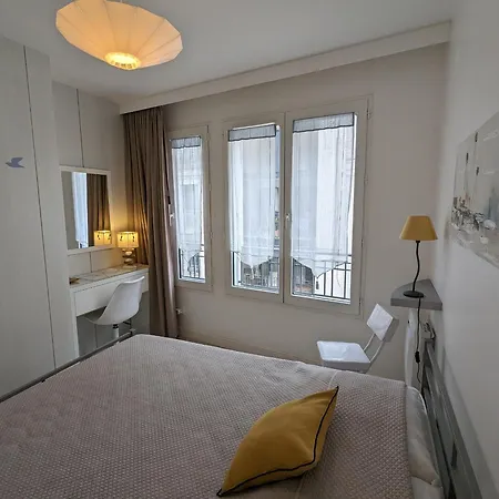 Centre, T2 De 47m², 200m Plage, Loggia, Parking, Ideal Couple - Fr-1-420-109 * Αρασόν