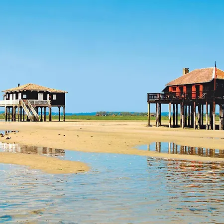 Centre, T2 De 47m², 200m Plage, Loggia, Parking, Ideal Couple - Fr-1-420-109 Διαμέρισμα