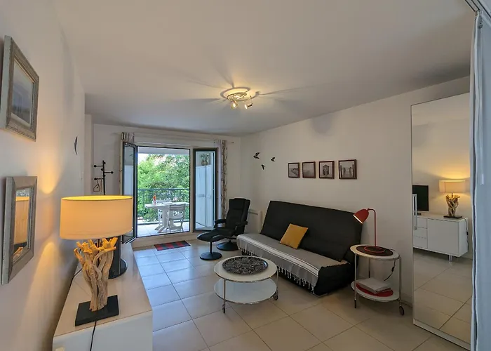 Centre, T2 De 47m², 200m Plage, Loggia, Parking, Ideal Couple - Fr-1-420-109 Arcachon